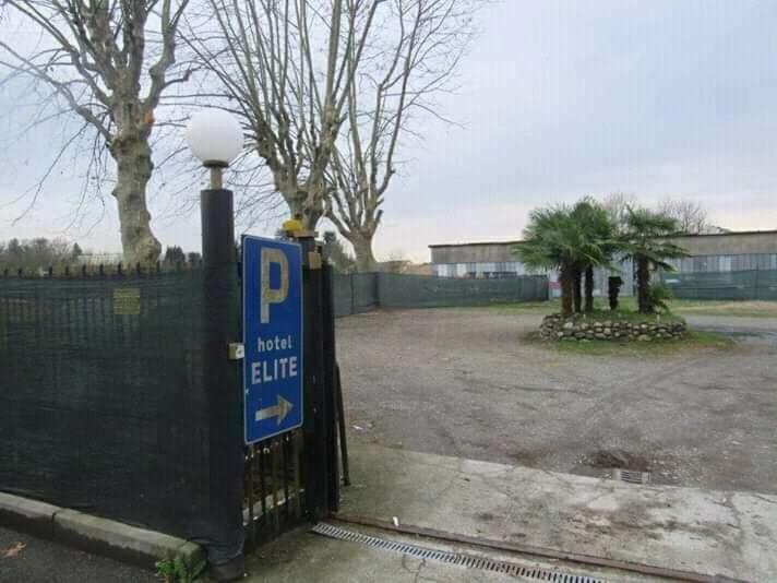 B&B The Sun Swimming & Pool Turin Exterior foto