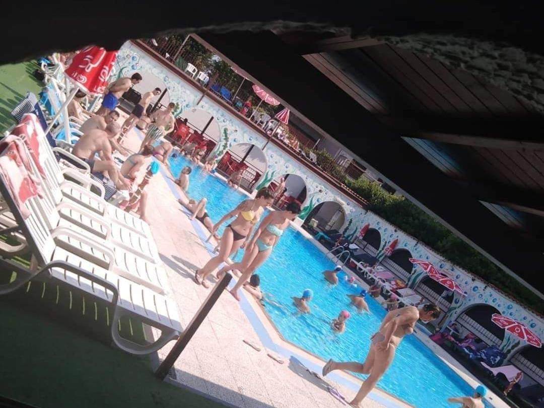 B&B The Sun Swimming & Pool Turin Exterior foto
