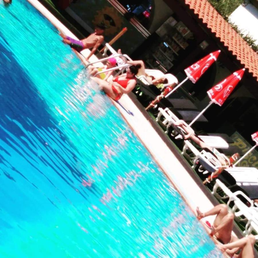 B&B The Sun Swimming & Pool Turin Exterior foto